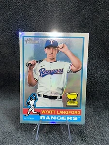 2025 Topps Heritage #29 Wyatt Langford, TRangers CHROME REFRACTOR ROOKIE CUP - Picture 1 of 1