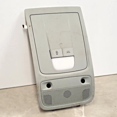 Luz central interior techo Audi A1 MK1 2014-2019 8X0951177A original Foto 1 de 4