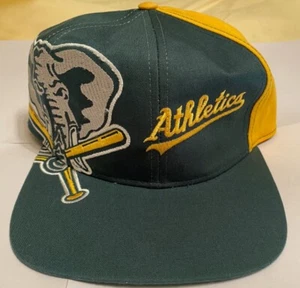 Oakland A's Snapback MLB Baseball Cap 90's Vintage / Classic / Retro - Picture 1 of 2