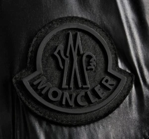 MONCLER PVC RUBBER DESIGNER LOGO 3D PATCH...EXTREMELY RARE. Condition is New. - Picture 1 of 2