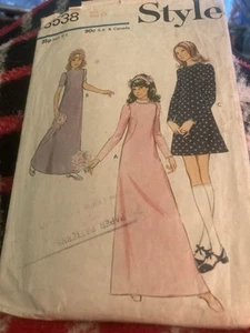 1970’s “Style” Pattern 3538 for Girl’s Dress in 2 Lengths - Picture 1 of 2
