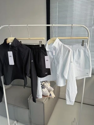 AIo Sun Protection Suit Fashionable Stand Up Collar Jacket Top Shorts for Women - Image 1 of 4