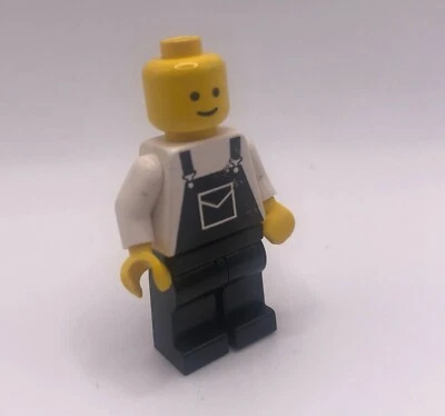 LEGO - Vintage Postman / Postbote - Schwarz - MINIFIGURE - Sleeved - Bild 1 von 3