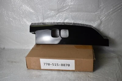 LAND ROVER DEFENDER TAMPA TRASEIRA ESQUERDA ACABAMENTO QUARTO 2023 FABRICANTE DE EQUIPAMENTO ORIGINAL L8B2-28661 - Imagem 1 de 4