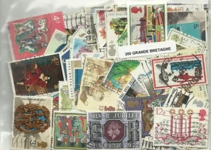 Lot 300 timbres de Grande Bretagne - Picture 1 of 1
