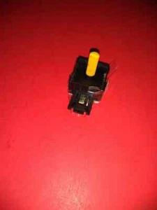 137261000 KENMORE STAPEL WASCHMASCHINE UND TROCKNER, TROCKNER 2 POSITIONSSCHALTER - Bild 1 von 1