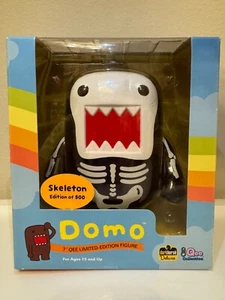 Skeleton Domo Qee Vinyl Figure 7" Limited Edition Collectible #/500 - Picture 1 of 4