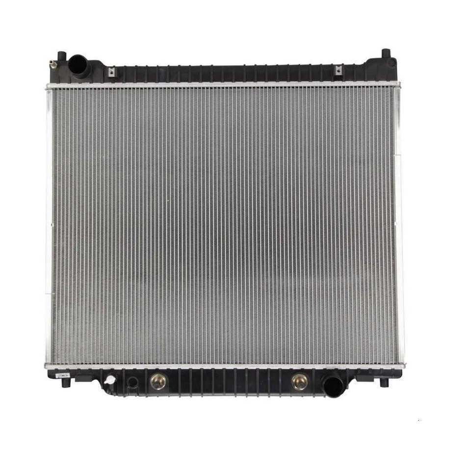 Radiator for 2010 Ford E-350 Super Duty  5.4L-6.8L W/1/2" TransOilCoolerConnect - Imagem 1 de 1