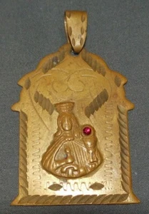 Antique 14K Gold Large Pendant weighs 14g with Red Stone - Picture 1 of 2