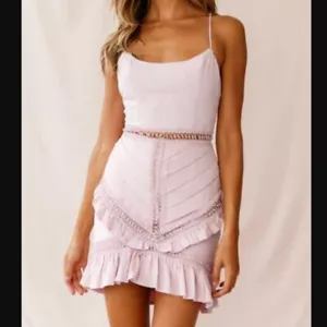 SELFIE LESLIE Minikleid blush pink walk this way Biesen Rüschen gekreuzter Rücken XS - Bild 1 von 11
