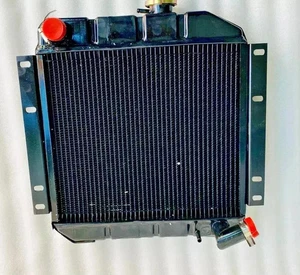 Radiator Fits Massey Ferguson MF 1010 - Picture 1 of 4