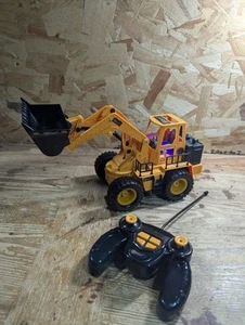 Top Race 8 Channel Full Functional RC Excavator Backhoe Loader, Tractor 1:18 - Picture 1 of 13