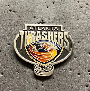 Atlanta Thrashers Antique NHL Hockey Pin - Imagen 1 de 1