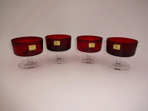 Juego de 4 tazas de Sherbet Arcoroc de vidrio transparente rojo rubí vintage vasos Francia - Imagen 1 de 8