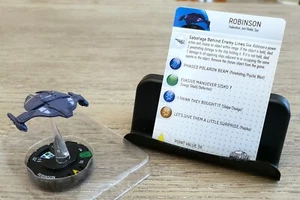NEW UNPLAYED WizKids HeroClix Star Trek Tactics Robinson #021 (Federation) - Picture 1 of 2