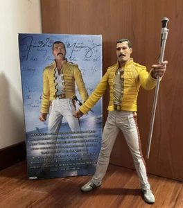 FREDDIE MERCURY QUEEN OFFICIAL ACTION FIGURE 2006 CON SCATOLA / WITH BOX - Imagen 1 de 12