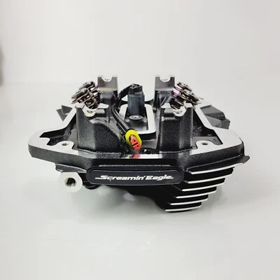 Harley-Davidson 23-24 CVO Screamin Eagle culata derecha refrigerada por agua negra Foto 1 de 4