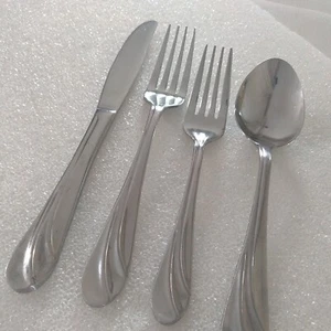 4 Hampton Silversmiths WIND Stainless Salad Dinner Forks Knives Soup Spoon - Picture 1 of 9