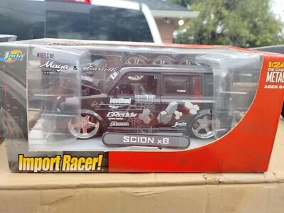 Jada Scion xB Negro Escala 1 24 Diecast Modelo Coche Nuevo En Caja Foto 1 de 4