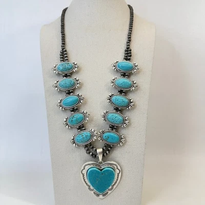 壁花项链心形吊坠银色串珠西南 — 第 1/4 张图片