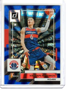 2022-23 Donruss #84 Kristaps Porzingis Blue Laser /49 NBA COLOR MATCH - Bild 1 von 2