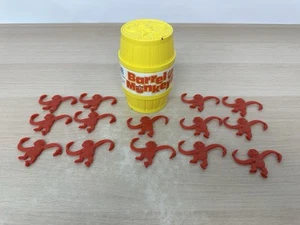 Barile di scimmie GIALLO con 14 scimmie rosse - gioco vintage 1989 Milton Bradley - Foto 1 di 12