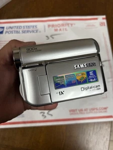 Samsung SC-D455 Silver Mini DV Camcorder - Picture 1 of 12