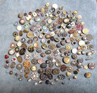 Lot of 185 Vintage Antique Assorted Metal & Glass Diminutive & Small Buttons - Image 1 of 4