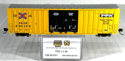 MICRO-TRAINS N SC 60' RIB SIDE DB PLUG DOOR HIGH CUBE BOX CAR TTX v.#2 12352011 - Image 1 of 3