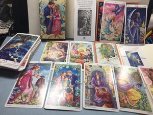 Baraja de Tarot Rueda del Año con Folleto de Instrucciones - Imagen 1 de 11