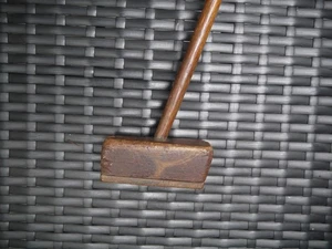 Antique Vintage Center Shafted Wood Shaft Wood And Brass Head Putter - Picture 1 of 19