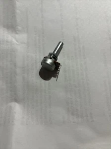 71190025 Potentiometer 50k Volume For Peavey Series CS - Picture 1 of 4
