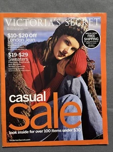 2004 Vol. 1 Fall Casual Sale Victoria's Secret Catalog ~ Alessandra Ambrosio - Imagen 1 de 24