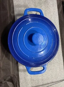 Cooks Blue Enameled Cast Iron Pot With Lid - Picture 1 of 11