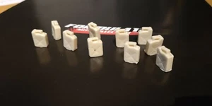 1/43 SET 10 TANICHE BENZINA DIORAMA RESINA  - Foto 1 di 1
