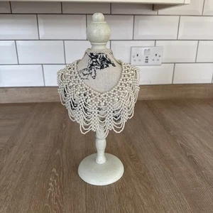 Portagioie manichino stile vintage con colletto di perle finte - alto 36 cm - Foto 1 di 17