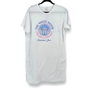 The White House Presidential Guest Lincoln Schlafzimmer Souvenir Nachthemd Gr. OS - Bild 1 von 6