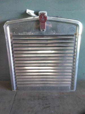 KENWORTH W900 GRILLE 3838311 - Imagem 1 de 4