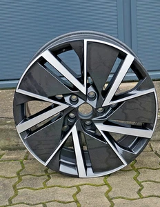 Original Skoda Superb III Alufelge, 8Jx19 H2, ET44, 5x112 / 3V0 601 025 BA - Bild 1 von 9