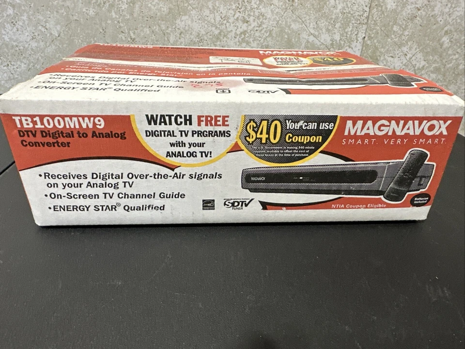 Magnavox DTV Digital To Analog TV Converter TB100MW9 New In Box with Remote NIB - Image 1 of 4