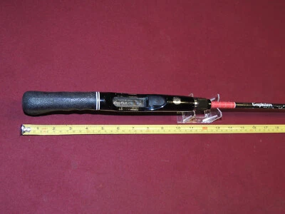 Varilla de fundición vintage Lamiglas Graphiteer 5'6", línea 15-25 lb, señuelo mediano 5/8-1-1/4 oz Foto 1 de 4