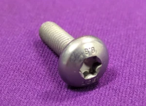 1 New Genuine Volkswagen Audi Skoda Seat Inner Multipoint Screw M6x20 N91099101 - Picture 1 of 2