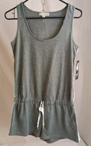 Camiseta sin mangas y pantalones cortos Jessica Simpson The Warmup Romper talla M gris nuevos con etiquetas - Imagen 1 de 5