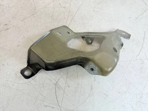 Tesla Model 3 2017-2023 soporte de soporte de montaje de guardabarros delantero derecho OEM - Imagen 1 de 8