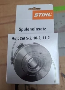 NEW STIHL AutoCut 5-2 , 10-2 , 11-2 Spool Insert w/line 4004-710-4300 - Picture 1 of 3