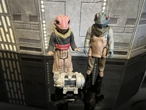 Figuras alienígenas pareja anfibia mandaloriana Star Wars personalizadas, 1/18. Vividmotion. - Imagen 1 de 4