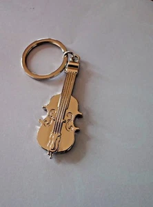 VIOLIN CHARM KEY CHAIN MUSIC SHINY SILVER BENEFITS CAT RESCUE  - Picture 1 of 4