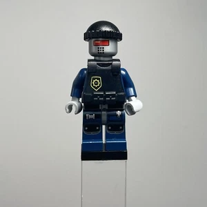 LEGO Minifigure Robo SWAT The LEGO Movie Authentic Genuine 70808 - Picture 1 of 2