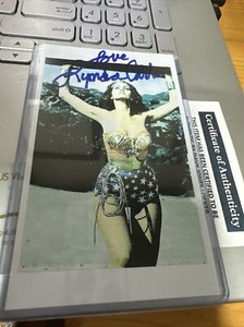 LYNDA CARTER Signed  3x5 index card - Wonder Women COA DJL