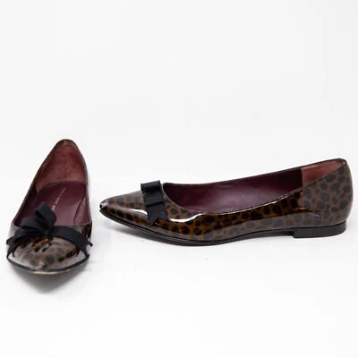 Pisos planos de ballet Marc By Marc Jacobs charol estampado animal manchado punta Foto 1 de 4